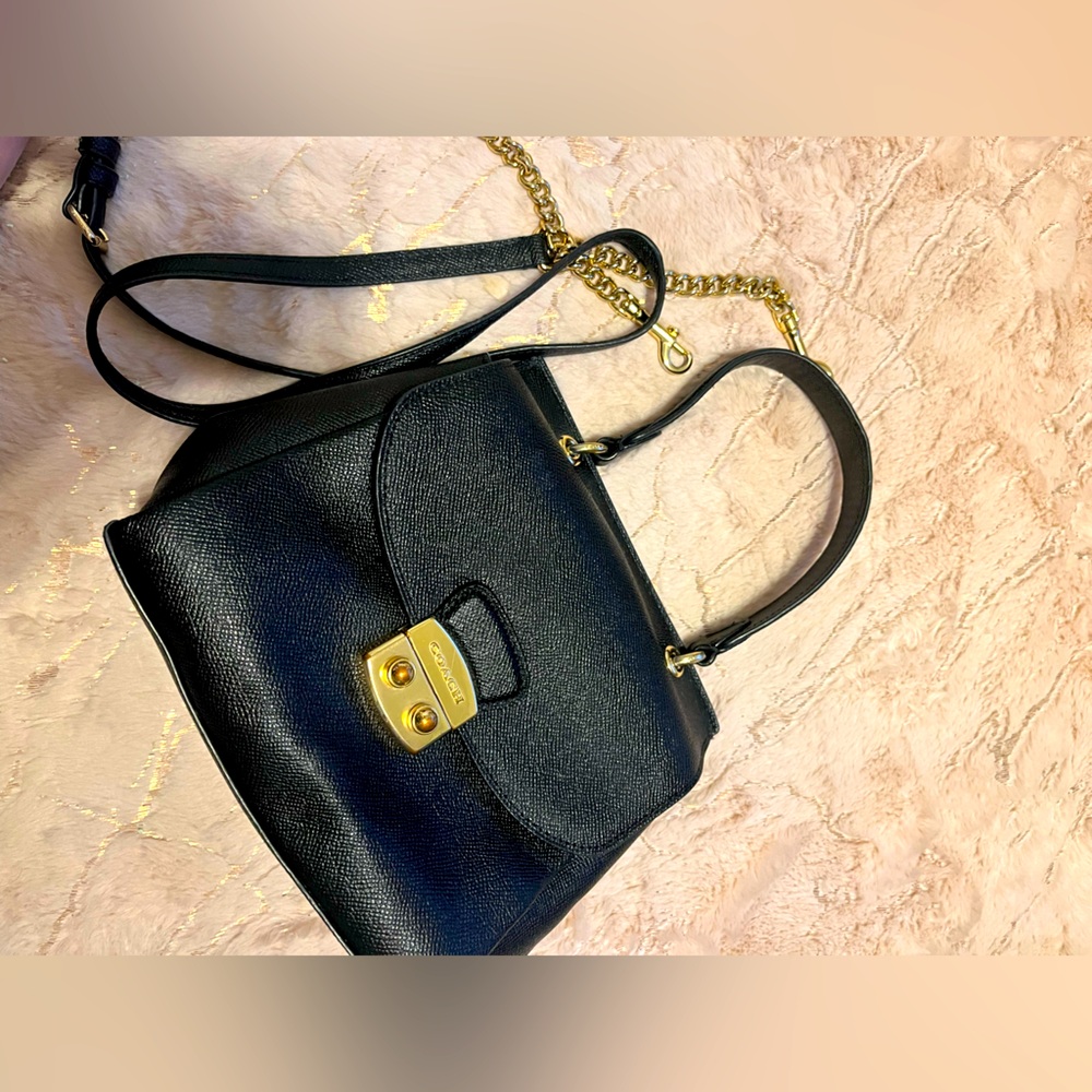 Coach shoulder bag crossbody